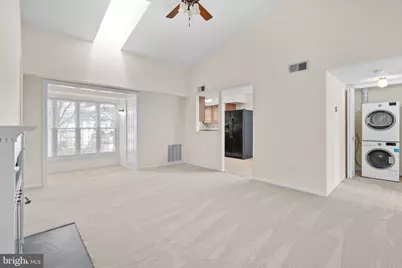 9250 Niki Place #302, Manassas, VA 20110 - Photo 3