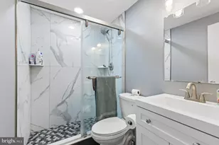 8653 Braxted Ln, Manassas, VA 20110 - Photo 17