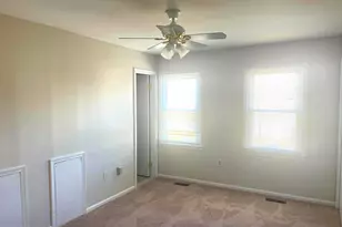 9022 Miles Pl, Manassas, VA 20110 - Photo 15