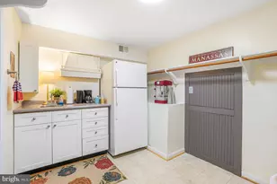 8749 Weir St, Manassas, VA 20110 - Photo 45