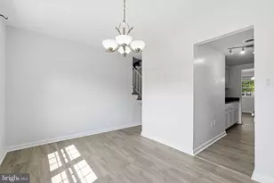9178 Laurelwood Ct, Manassas, VA 20110 - Photo 7