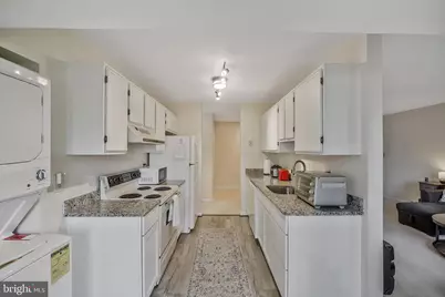 9562 Cannoneer Court #203, Manassas, VA 20110 - Photo 11