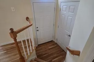 10331 Butternut Cir, Manassas, VA 20110 - Photo 3