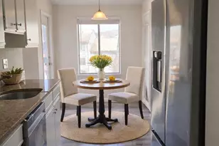 9569 Coggs Bill Dr, Manassas, VA 20110 - Photo 3