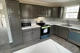 8759 Deblanc Pl, Manassas, VA 20110 - Photo 11