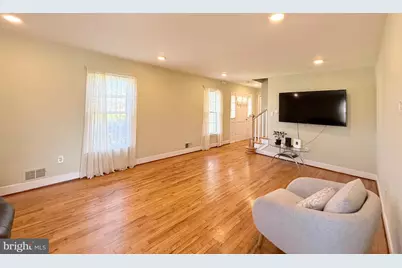 8906 Weir Street, Manassas, VA 20110 - Photo 9