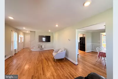 8906 Weir Street, Manassas, VA 20110 - Photo 11