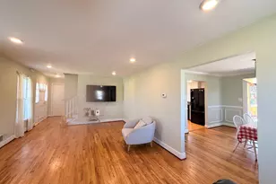 8906 Weir St, Manassas, VA 20110 - Photo 11