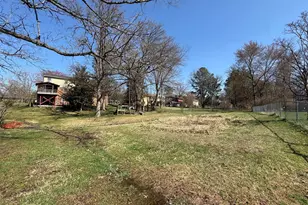 8906 Weir St, Manassas, VA 20110 - Photo 33