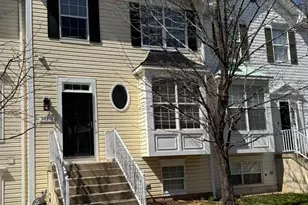 10314 Butternut Cir, Manassas, VA 20110 - Photo 5