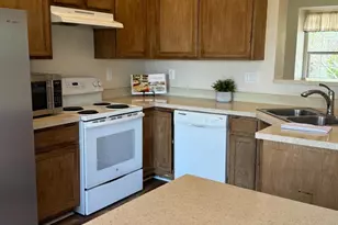 10314 Butternut Cir, Manassas, VA 20110 - Photo 7