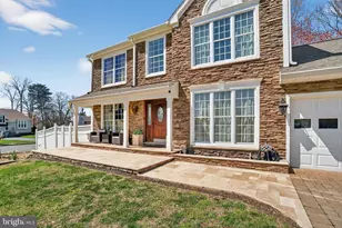 10272 Cedar Ridge Dr, Manassas, VA 20110 - Photo 3