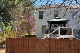 9036 Coriander Cir, Manassas, VA 20110 - Photo 5