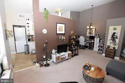 8397 Buttress Lane #401, Manassas, VA 20110 - Photo 5