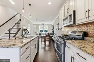 8934 Center St, Manassas, VA 20110 - Photo 13