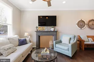 8934 Center St, Manassas, VA 20110 - Photo 5