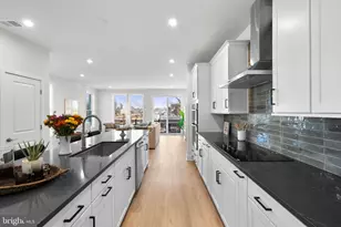 1 Mulberry Ln, Manassas, VA 20110 - Photo 5