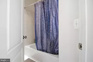 8922 Center St, Manassas, VA 20110 - Photo 43