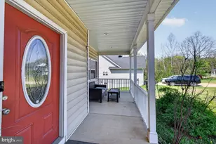 9525 McKinley Ave, Manassas, VA 20110 - Photo 3