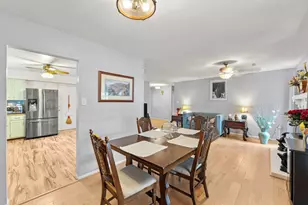 8871 Butternut St, Manassas, VA 20110 - Photo 13