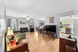 8871 Butternut St, Manassas, VA 20110 - Photo 7