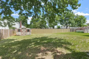 8871 Butternut St, Manassas, VA 20110 - Photo 29
