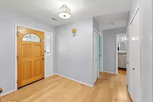8871 Butternut St, Manassas, VA 20110 - Photo 15