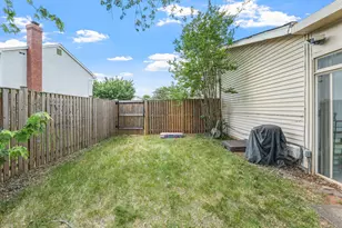 8871 Butternut St, Manassas, VA 20110 - Photo 25