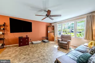 8914 Cherry Tree Ln, Manassas, VA 20110 - Photo 7