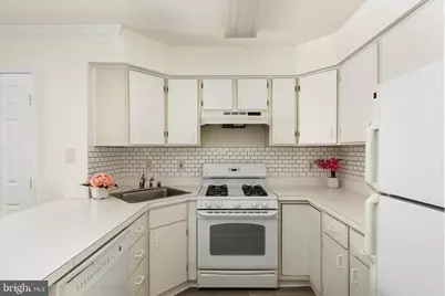 9202 Azure Court #102, Manassas, VA 20110 - Photo 7