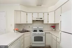 9202 Azure Ct, Manassas, VA 20110 - Photo 7