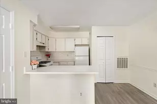 9202 Azure Ct, Manassas, VA 20110 - Photo 5