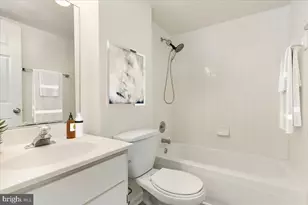 9202 Azure Ct, Manassas, VA 20110 - Photo 17