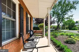 8745 Country Ln, Manassas, VA 20110 - Photo 5
