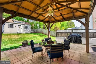 8745 Country Ln, Manassas, VA 20110 - Photo 11