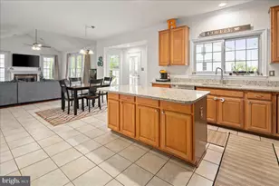 10193 Wistlewood Ct, Manassas, VA 20110 - Photo 11