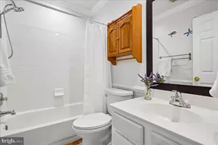 10227 Magnolia Grove Dr, Manassas, VA 20110 - Photo 19