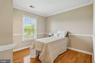 10227 Magnolia Grove Dr, Manassas, VA 20110 - Photo 15