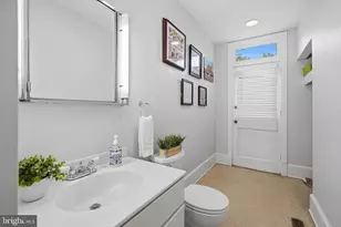 9026 Sudley Rd, Manassas, VA 20110 - Photo 21