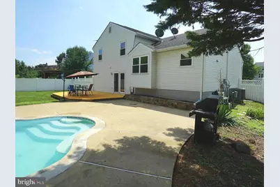 8487 Kirby Street, Manassas, VA 20110 - Photo 5