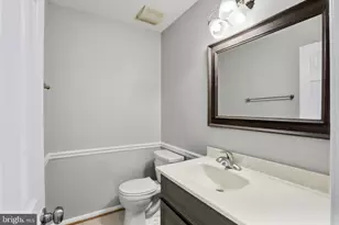 8487 Kirby St, Manassas, VA 20110 - Photo 17