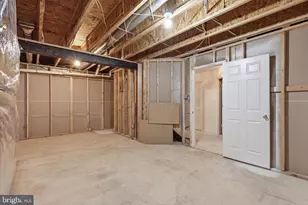 9477 Bankhead Dr, Manassas, VA 20110 - Photo 81