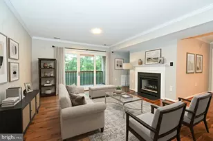 9915 Sugarwood Ln, Manassas, VA 20110 - Photo 11