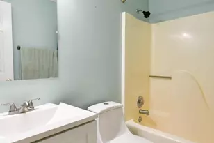 9915 Sugarwood Ln, Manassas, VA 20110 - Photo 11