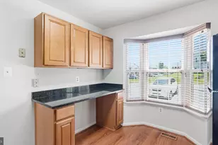 8912 Princeton Park Dr, Manassas, VA 20110 - Photo 9
