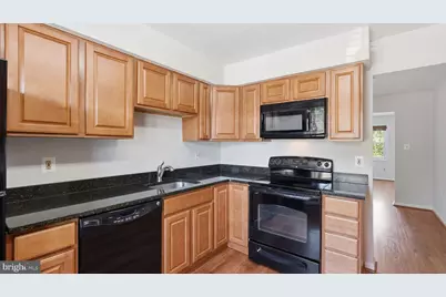 8912 Princeton Park Drive, Manassas, VA 20110 - Photo 11