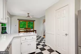 10051 Field Ct, Manassas, VA 20110 - Photo 15