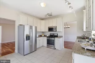 9204 Charleston Dr, Manassas, VA 20110 - Photo 15