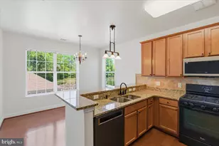 9204 Charleston Dr, Manassas, VA 20110 - Photo 5