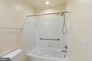9204 Charleston Dr, Manassas, VA 20110 - Photo 17